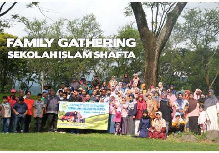Family_Gathering2