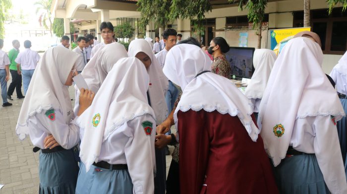 Manfaat Pojok Bahasa (Language Corner) di Sekolah