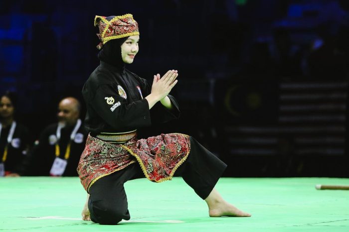 sosok-atlet-silat-viral-merrywati-manuil-beragama-kristen-tapi-memakai-hijab-1